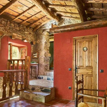 Cal Cardina Holiday home